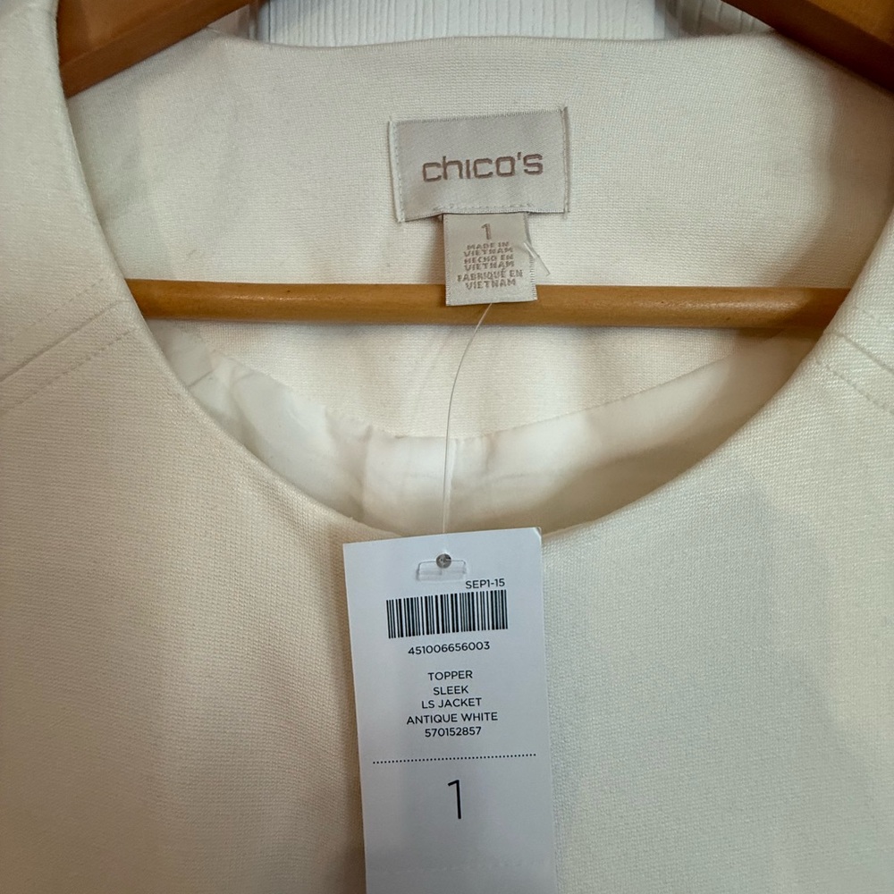 Chico's Antique white Long sleeve jacket - Picture 2 of 5